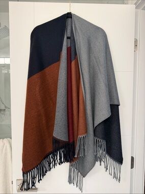 Colorblock Fringe Wrap Scarf in Navy, Gray & Rust